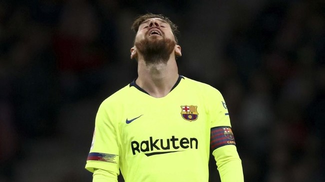 Pelatih Barcelona Ernesto Valverde menilai posisi akhir Lionel Messi di peringkat kelima Ballon d'Or sebagai sebuah keanehan.