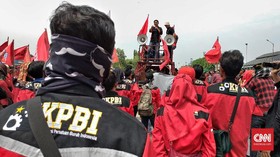 Buruh Kekeh Ingin Perhitungan Upah Kembali ke KHL