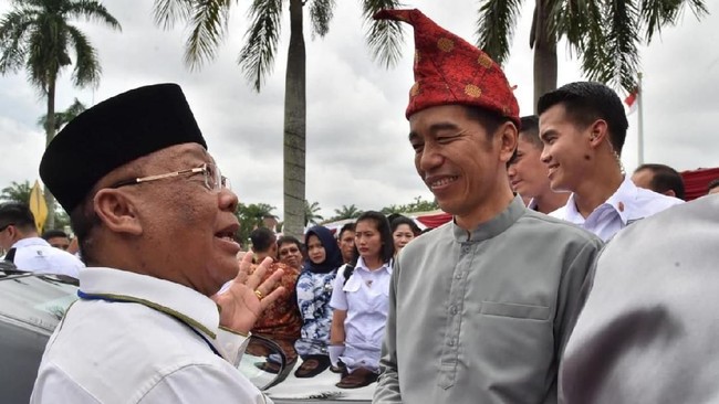 Kemenpan RB tengah menyiapkan ujian Pegawai Pemerintah dengan Perjanjian Kerja (P3K) untuk para peserta CPNS yang tidak lolos tes, termasuk para guru honorer.
