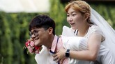 FOTO: Ramai-ramai 'Kawin Lari' di Bangkok Bangkok punya acara tahunan yang unik yaitu dengan kompetisi lari para pengantin untuk memperebutkan hadiah sponsor pernikahan dan bulan madu.