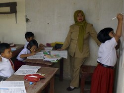 RUU Sisdiknas Tidak Memuat Tunjangan Profesi Guru, Tapi...
