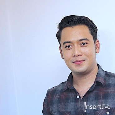 Dijenguk Ibunda Setiap Hari, Kriss Hatta Dijuluki 'Anak Mami'