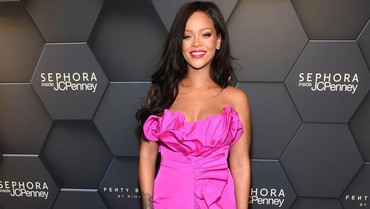 img-title Bocor! Ini Cuplikan Film Terbaru Rihanna dan Childish Gambino