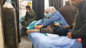 VIDEO: Ratusan Warga Suriah Menderita Akibat Serangan Gas