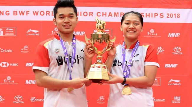 Juara dunia bulutangkis junior 2018, Leo Rolly Carnando/Indah Cahya Sari Jamil diguyur bonus oleh klubnya.