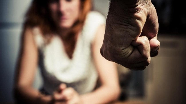 Aktivis perempuan menilai pengusutan TPPO yang dilakukan kepolisian masih mengalami kendala dalam penerapan pasal.