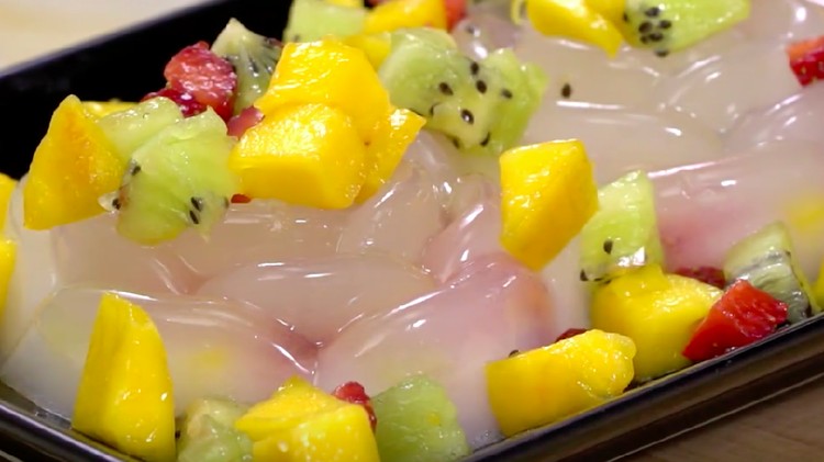 Resep Puding Buah, Menu Terbaik untuk Anak Susah Makan Buah Puding buah bisa berisi buah-buah yang mengandung vitamin yang bisa memenuhi standar kesehatan harian anak.