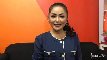 Lama Menjanda, Kristina Enggan Bagi Kisah Asmaranya