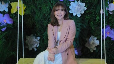 img-title Serahkan Bukti Terkait Video Syur, Gisel Datangi Polda