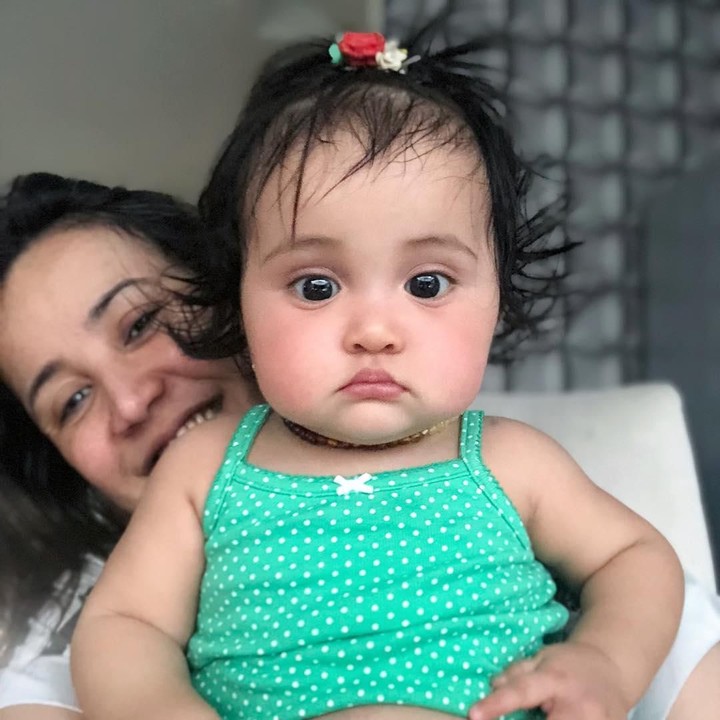 <p>Meskipun lagi merengut, tapi Kylie tetap cantik ya. Lihat deh pipinya, chubby banget. (Foto: Instagram @andisorayabeatrix)</p>