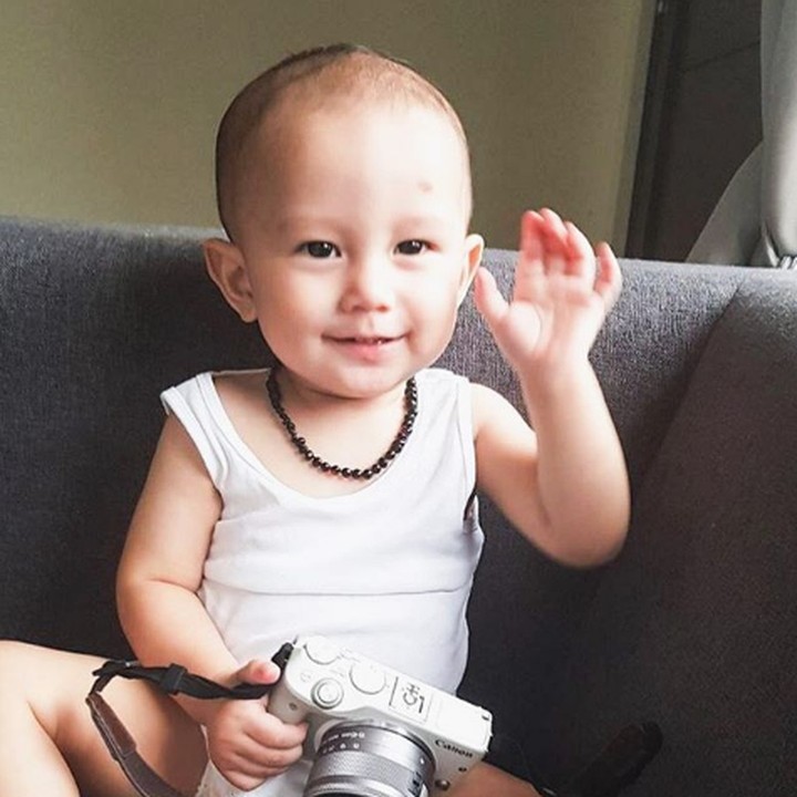 <p>Hai James! Anak dari Fandy Cristian dan Dahlia Poland ini kira-kira lebih mirip ibu atau ayahnya ya? (Foto: Instagram @fandych)  </p>