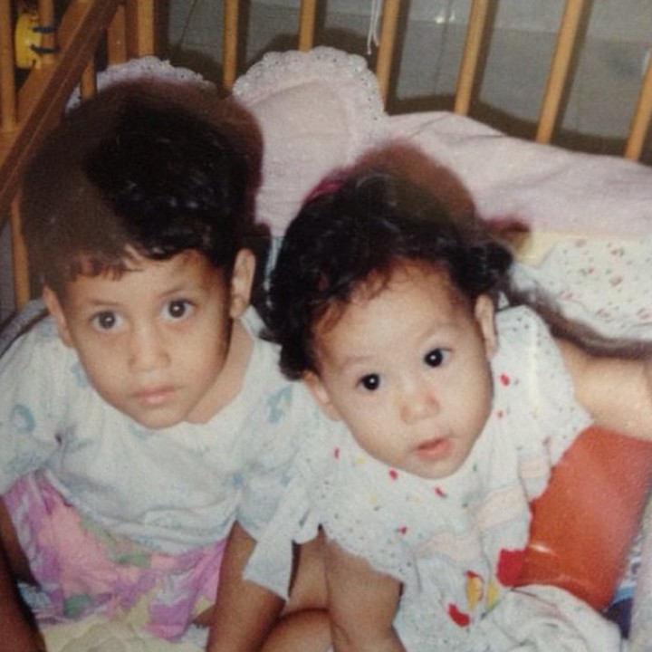 <p>Sedang menatap apa sih Pevita dan Keenan, serius sekali kelihatannya. (Foto: Instagram @pevpearce)</p>