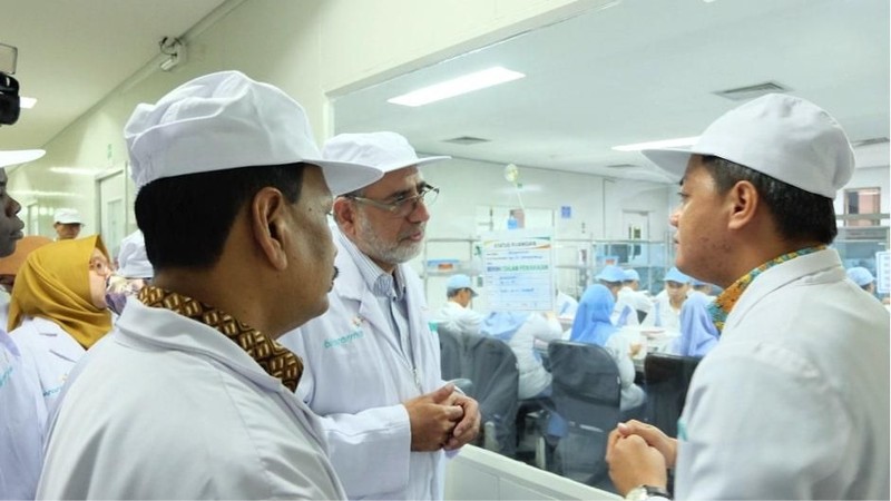 Direktur Utama Bio Farma, M. Rahman Roestan memaparkan saat ini vaksin yang diproduksi oleh Indonesia melingkupi 12 produk.