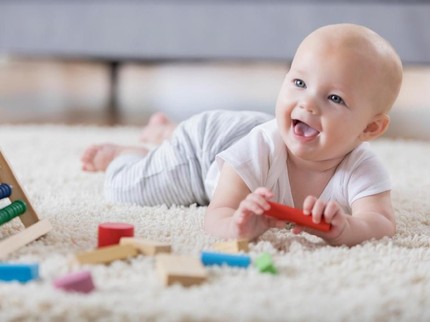 25 Inspirasi Nama Bayi dengan Arti Ceria