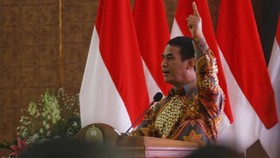 Mentan: Ekskavator Kerja 24 Jam Kejar Target Rp14 T