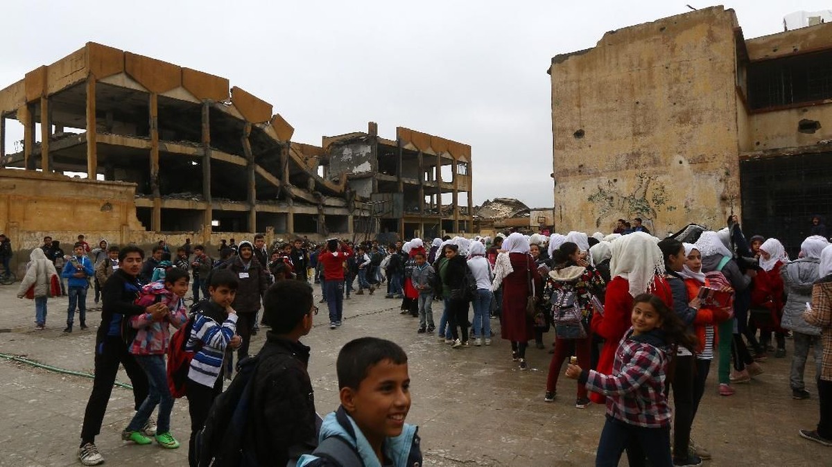 FOTO: Gairah Bersekolah Bocah-bocah Raqqa Usai ISIS Tumbang