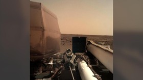 InSight  Kirimkan Foto Mars Pertamanya