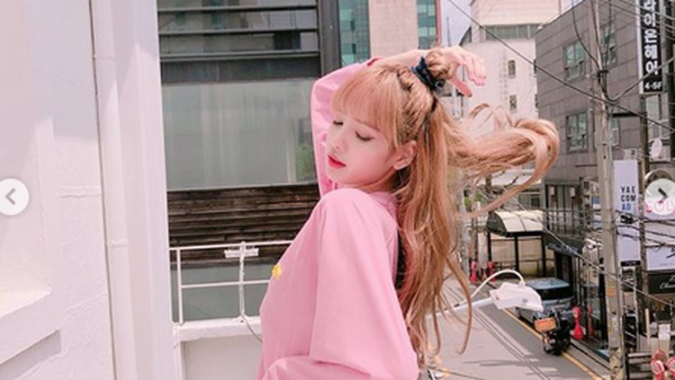 Lisa BLACKPINK Lisa BLACKPINK dari instagram.