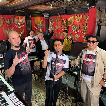 Akun Medsos Disita, Ahmad Dhani Nyanyi Bareng Fadli Zon