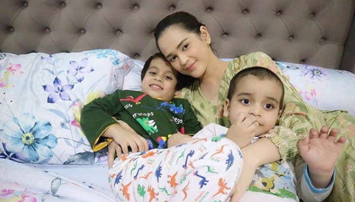 Sisi Lain Cut Meyriska, Pemeran Antagonis yang Sayang Anak 