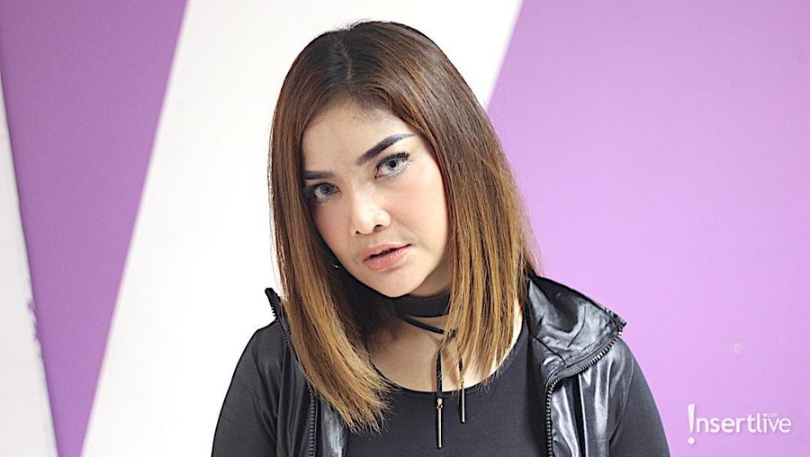 Irma Darmawangsa tak terima dengan sindiran Dewi Sanca.