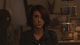 Julie Estelle Bergabung di Agensi Besar Hollywood