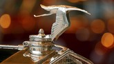 FOTO: Lelang Mobil Antik Eropa Senilai Rp571 Miliar Balai lelang Artcurial memperkenalkan koleksi mobil antik senilai US$40 juta (Rp571 miliar) yang akan dilelang di acara Retromobile pada 8-10 Februari 2019.