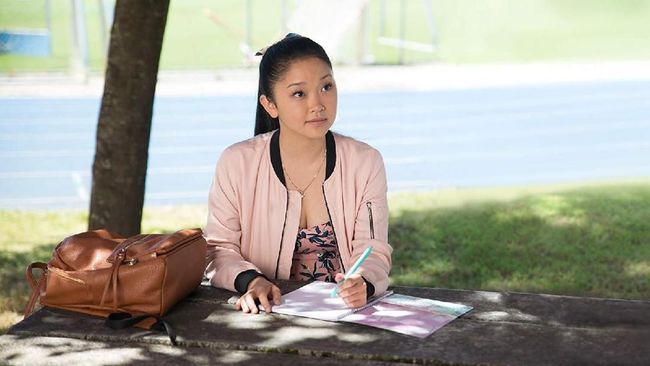 Berdasarkan sejumlah proyek antara Paramount dan Netflix, disebutkan bahwa sekuel film komedi romantis 'To All the Boys I've Loved Before' adalah salah satunya.