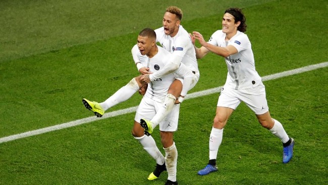Real Madrid disebut hampir mendapat Kylian Mbappe namun gagal lantaran mereka mempertahankan Gareth Bale.
