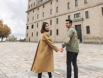 3 Tahun Menanti, Istri Dion Wiyoko Hamil Anak Pertama