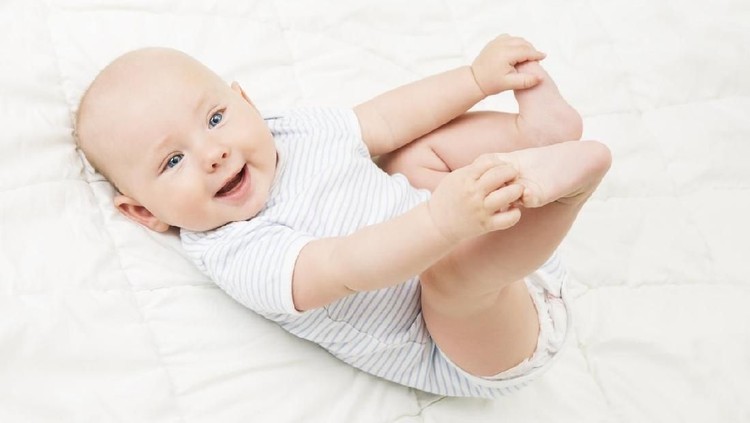 Nama bayi laki-laki dengan arti sempurna bisa jadi tambahan referensi untuk Ayah dan Bunda. Dari 25 nama berikut, mana yang paling cocok?