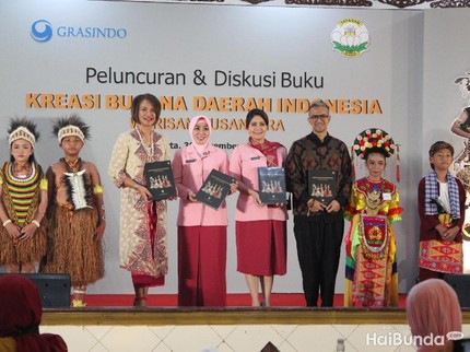 Ibu Tri Tito Karnavian Ajak Anak Cinta Budaya Lewat Buku
