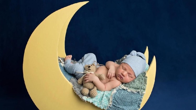 Bunda ingin mempersiapkan nama bayi bermakna bulan, selain Mona atau Luna? Yuk, simak pilihan nama berikut dari beragam bahasa.