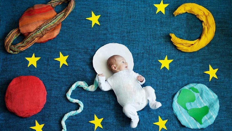 Bunda ingin mempersiapkan nama bayi bermakna bulan, selain Mona atau Luna? Yuk, simak pilihan nama berikut dari beragam bahasa.