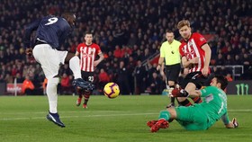 Southampton vs Manchester United Seri di Babak I