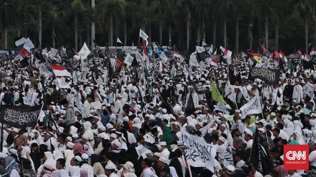 Penyelenggara Reuni Aksi 212 enggan dianggap bermain politik praktis. Oleh karena itu, hanya tokoh agama yang diundang.