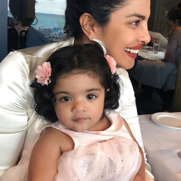 Menggemaskan banget ya keponakan Priyanka Chopra? (Foto: Instagram @priyankachopra)