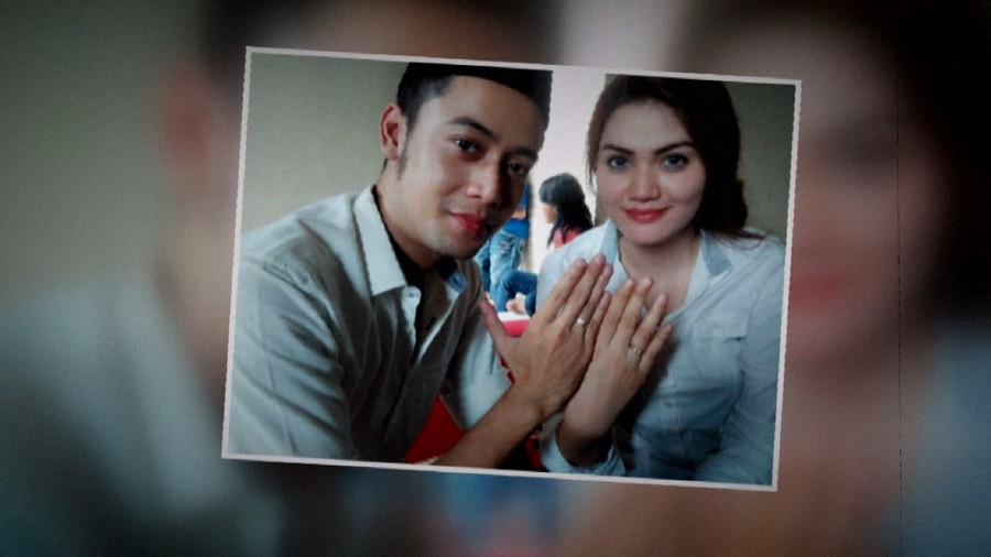 Menunggu hasil sidang putusan antara kasus Kriss Hatta dan Hilda Vitria.