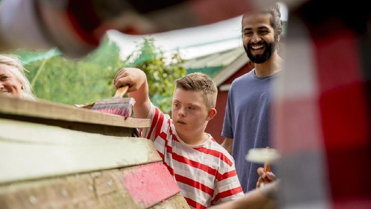 Apa yang harus dilakukan untuk membesarkan anak dengan Down syndrome? Bunda nggak perlu berkecil hati, ada kok fakta positif tentang Down syndrome. Disimak yuk!