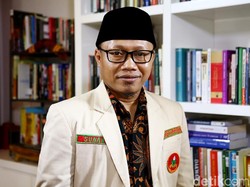 Pemuda Muhammadiyah soal Ngabalin Sebut Busyro Otak Sungsang: Tak Beradab!