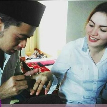 Kriss Hatta Kembali Dipenjara, Hilda Vitria Isyaratkan Rasa Gembira