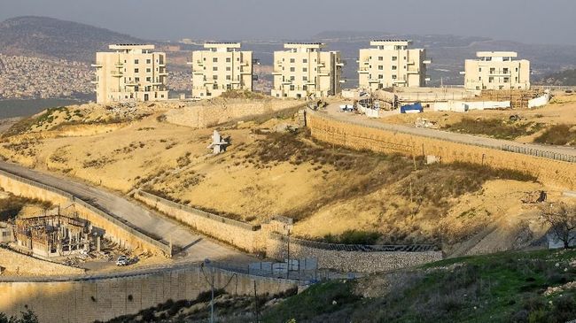 Banyak yang menganggap Nazareth Illit bagian dari Kota Nazaret, Israel. Padahal, Nazaret Illil dan Nazaret merupakan dua kota berbeda.