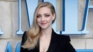 Aktris cantik&comma; Amanda Seyfried&comma; kini tengah merayakan ulang tahunnya yang ke 33 tahun&period; Insertizen intip yuk gaya berbusana dari pemain Mamma Mia 2 ini&period;