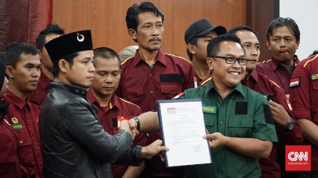 Pemuda Bulan Bintang mendukung langkah Yusril Ihza Mahendra menjadi pengacara calon petahana, serta siap mendukung Jokowi-Ma'ruf Amin di pilpres 2019.