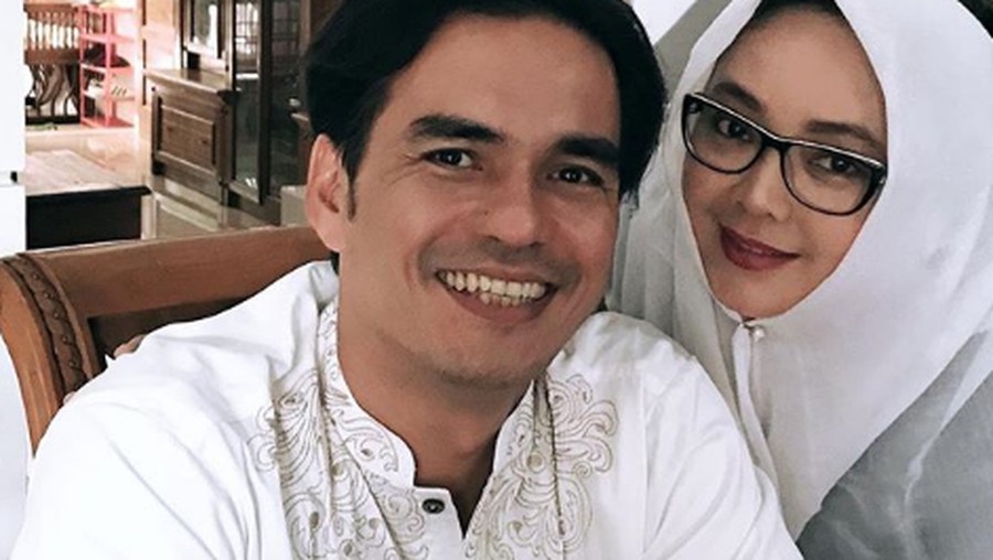 Teddy Syah dan Rina Gunawan