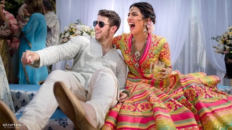 Mengintip kemeriahan pernikahan Priyanka Chopra dan Nick Jonas yang penuh tawa dan warna.