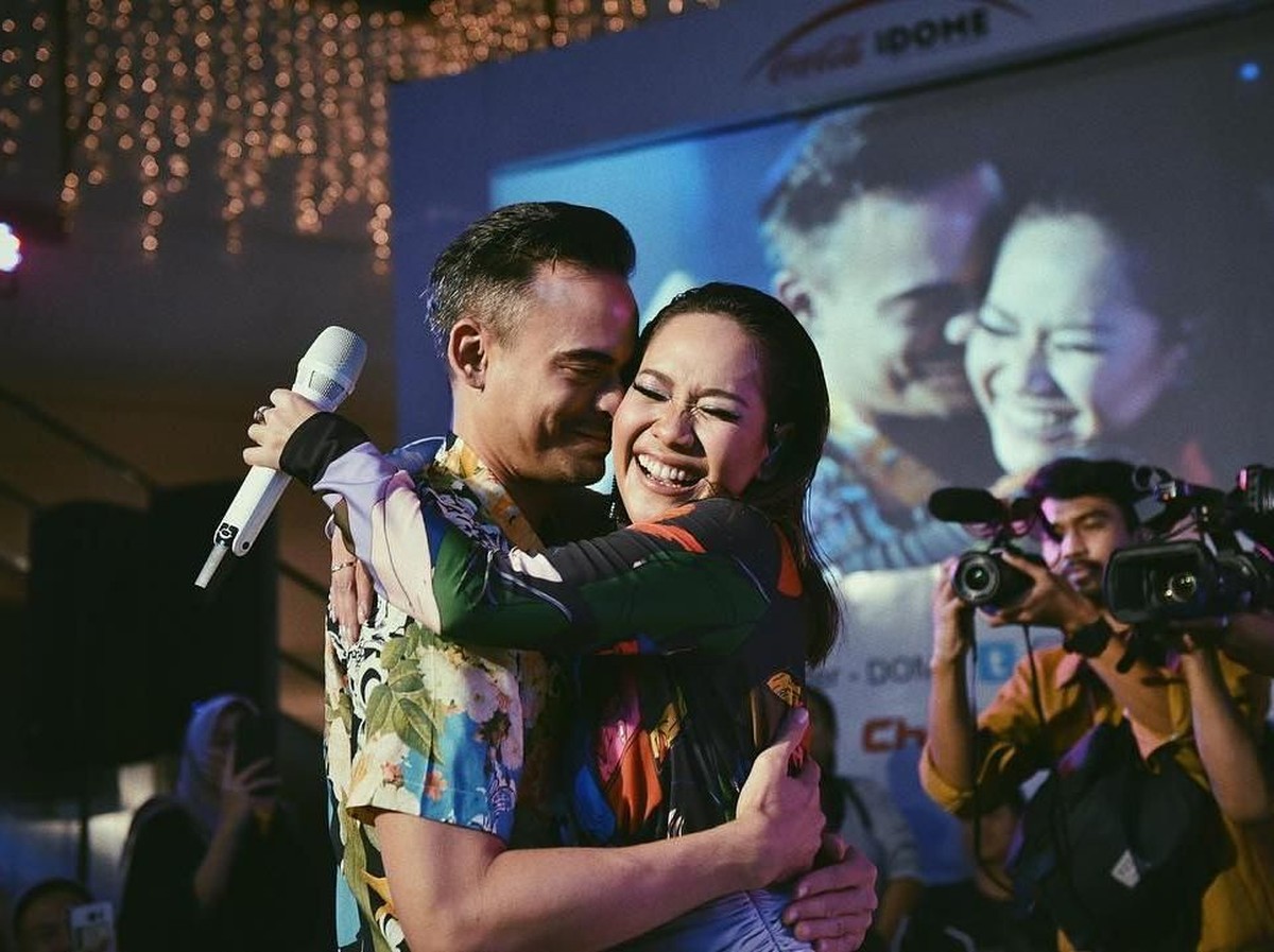 Pernikahan Priyanka Chopra dan Nick Jonas dapat simpati besar dunia&period; Namun selain mereka enam artis ini juga pilih menikah dengan pria beda negara&period; Siapa saja&quest;