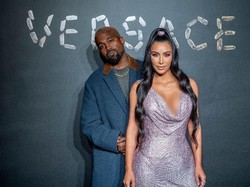 Liburan Bersama, Kim Kardashian dan Kanye West Hindari Bahas Politik