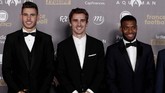 FOTO: Modric Patahkan Dominasi Messi-Ronaldo di Ballon d'Or Luka Modric meraih Ballon d'Or sekaligus mematahkan dominasi dua pemain terbaik dunia, Lionel Messi dan Cristiano Ronaldo.