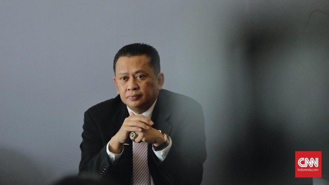 Ketua DPR, Bambang Soesatyo, mengungkap alasan penurunan persentase anggota DPR laporkan LHKPN, salah satunya karena tidak tahu pelaporan dilakukan tiap tahun.
